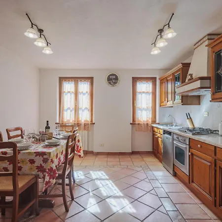 Holiday home Da Franca By Interhome Stazzema