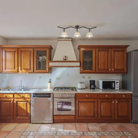 Da Franca By Interhome Stazzema